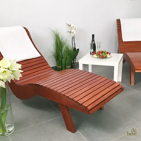 Apartments & Rooms Club Vala Guest house